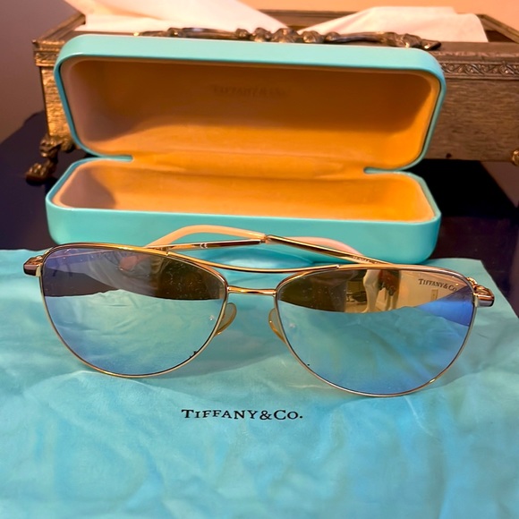 Tiffany & Co. Accessories - Tiffany & Co Sunglasses